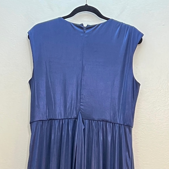 Dress the Population Krista V-Neck Tie Waist Slit Dress - Picture 6 of 9